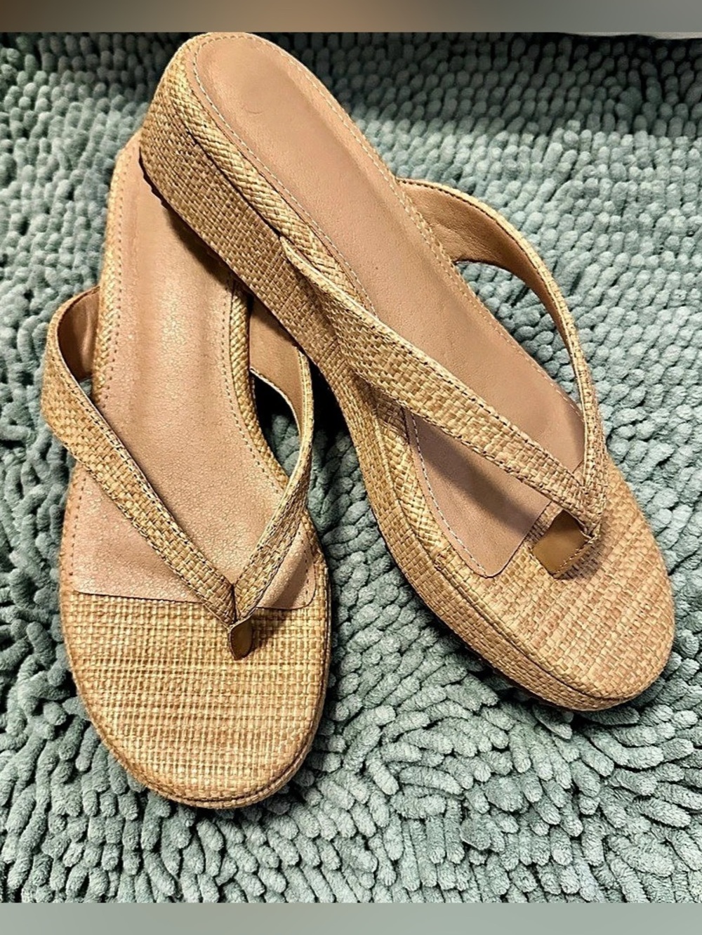 MIKARKA Raffia Platform Low Wedge Thong Sandals Tan US 7
